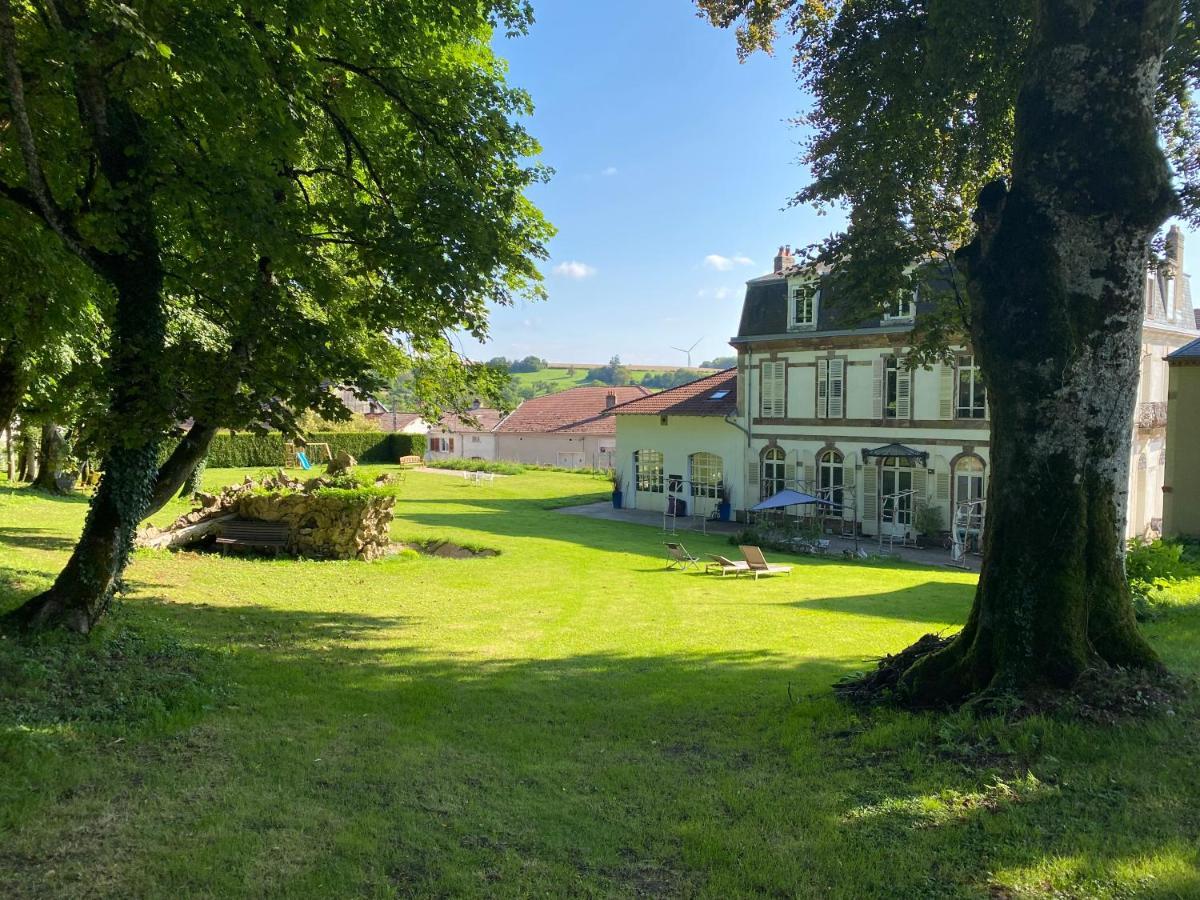 Le Chateau De Monthureux Le Sec Zewnętrze zdjęcie